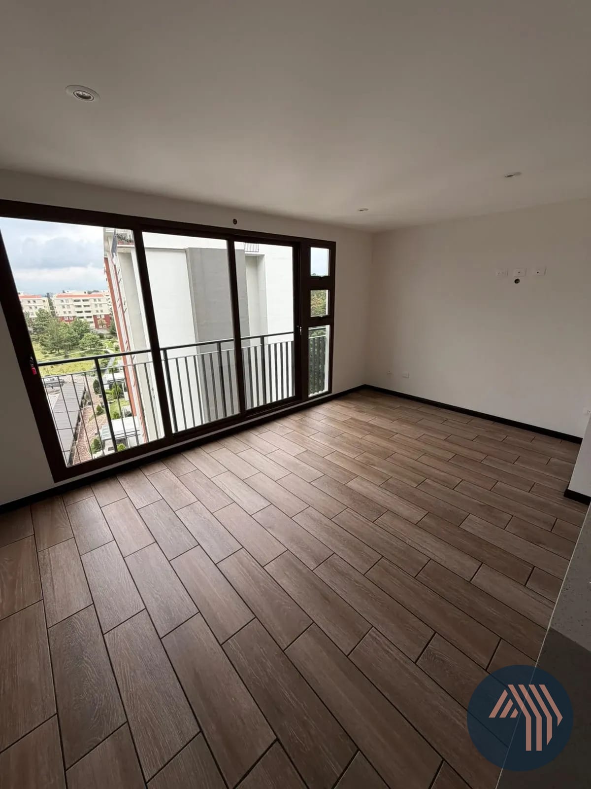 Alquiler de Apartamento para Estrenar - San Isidro 20/21, Zona 16 — Apartamento en Alquiler en San Isidro 20/21, Zona 16, Guatemala, Ciudad — foto 3 de 10