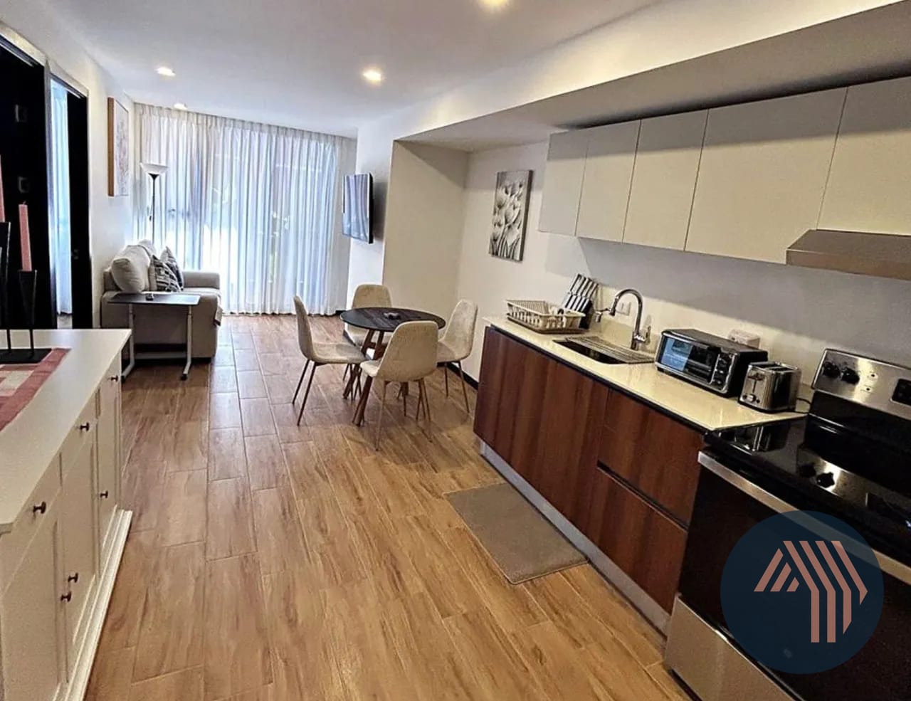 Alquiler de Apartamento Amueblado - Essenza, Zona 13 — Apartamento en Alquiler en Essenza, Zona 13, Guatemala, Ciudad — foto 6 de 11