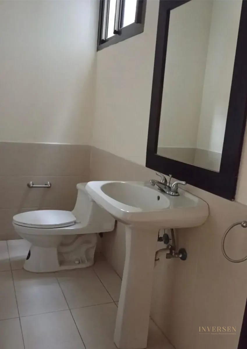 Apartamento en renta en zona 14 — Apartamento en Alquiler en Cobella, Zona 14, Guatemala, Ciudad — foto 7 de 8
