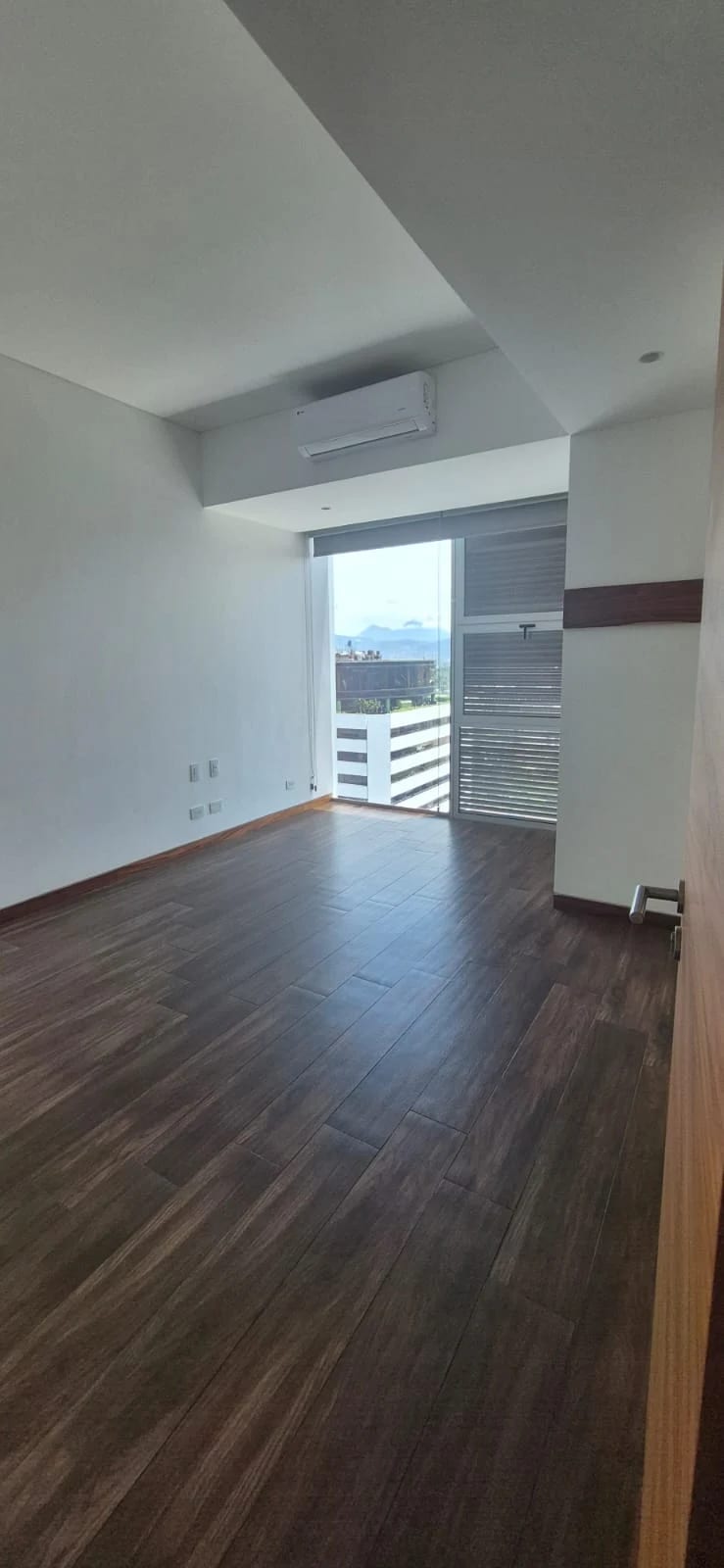 Apartamento en Alquiler Avia Zona 10 — Apartamento en Alquiler en Avia, Zona 10, Guatemala, Ciudad — foto 4 de 8