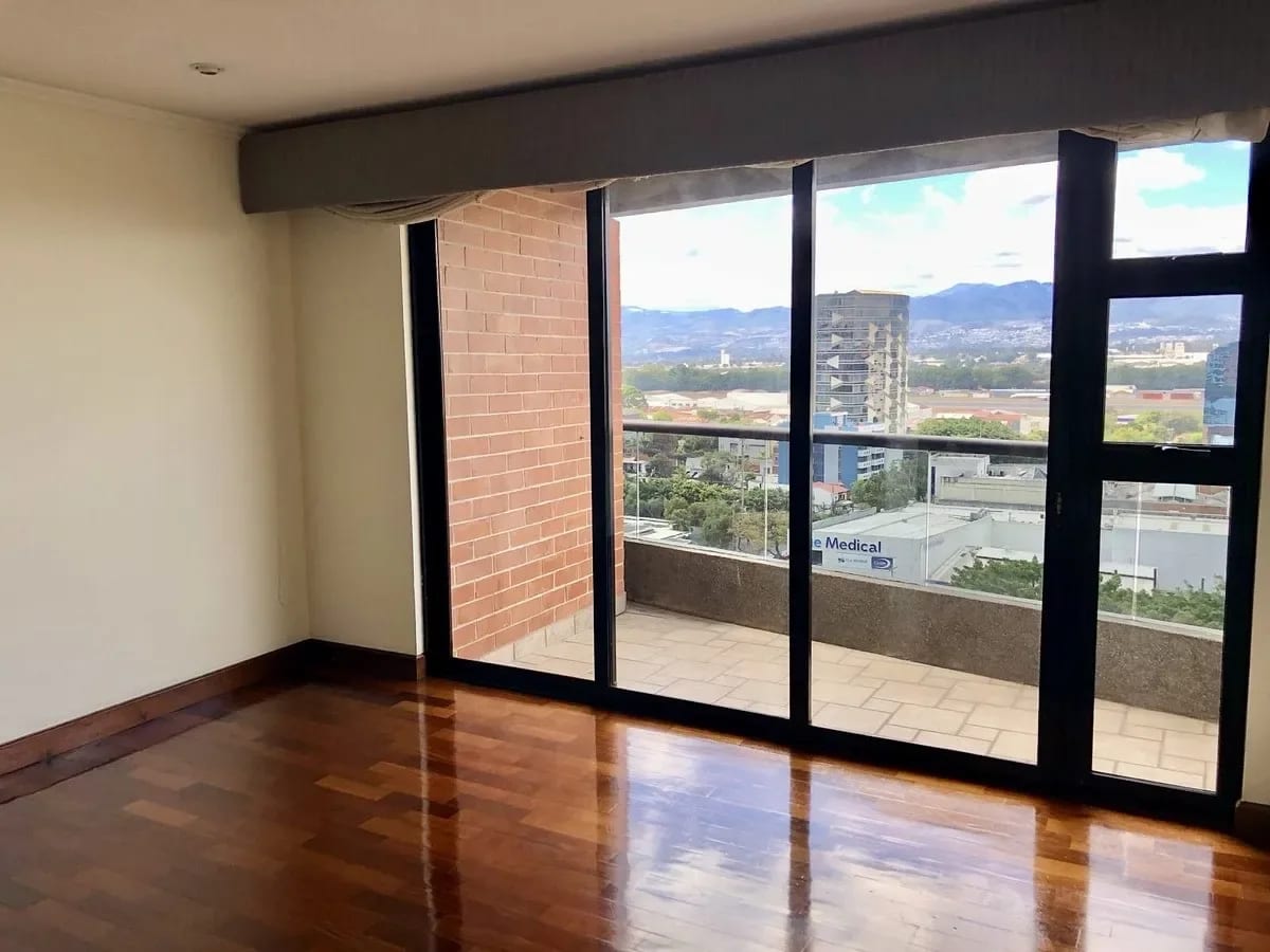 Amplio Apartamento en Alquiler San Angel — Apartamento en Alquiler en San Ángel, Zona 14, Guatemala, Ciudad — foto 7 de 12