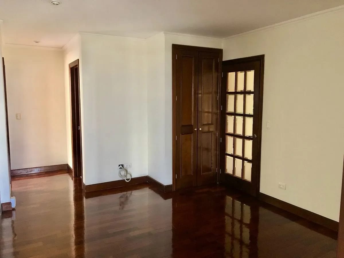 Amplio Apartamento en Alquiler San Angel — Apartamento en Alquiler en San Ángel, Zona 14, Guatemala, Ciudad — foto 6 de 12