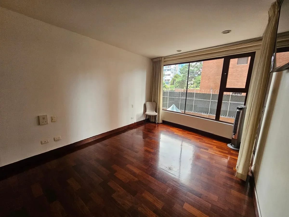 Apartamento en Alquiler Edificio Santa María — Apartamento en Alquiler en Santa María, Zona 10, Guatemala, Ciudad — foto 7 de 10