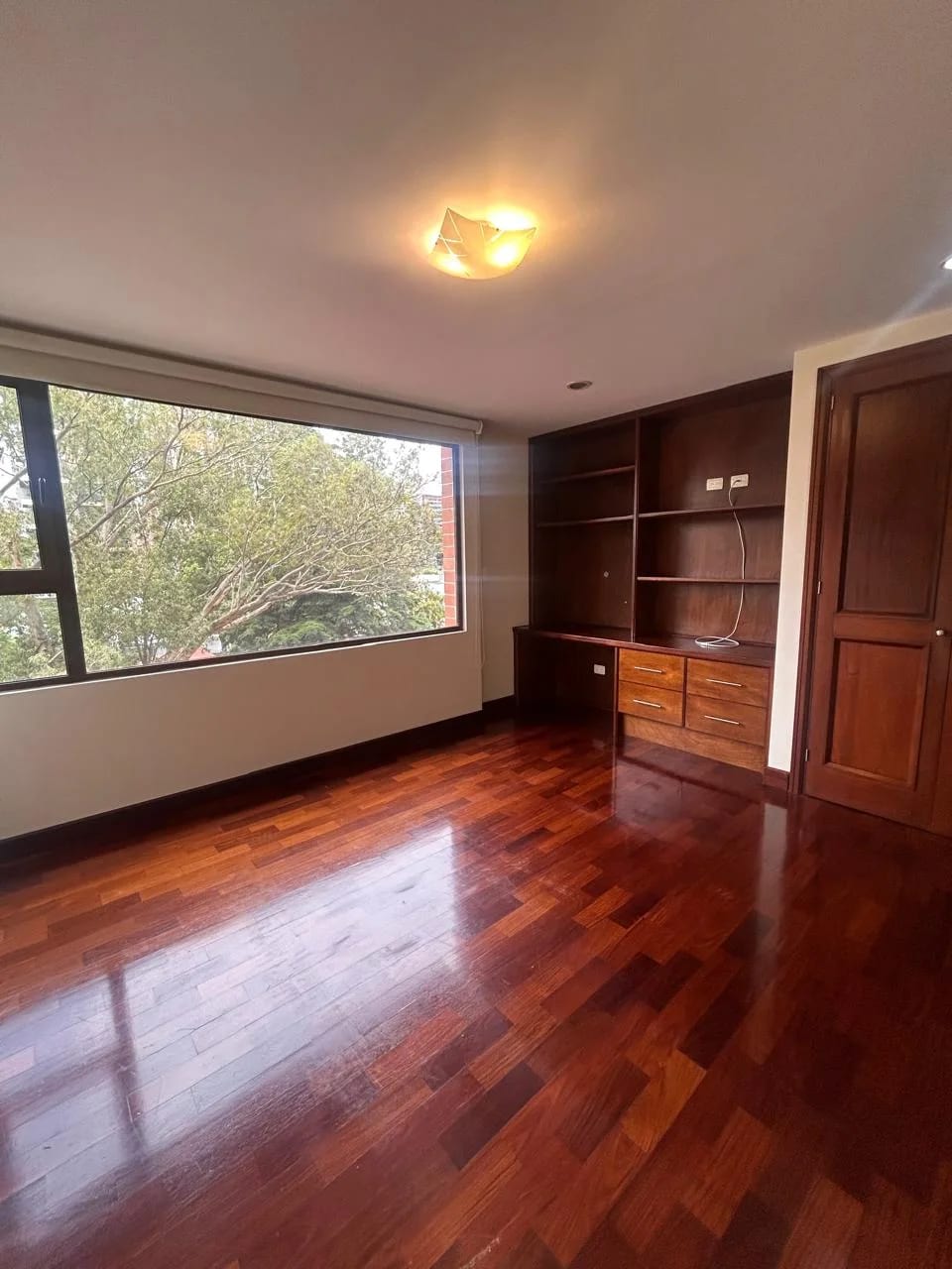 Apartamento en Alquiler Edificio Santa María — Apartamento en Alquiler en Santa María, Zona 10, Guatemala, Ciudad — foto 6 de 14