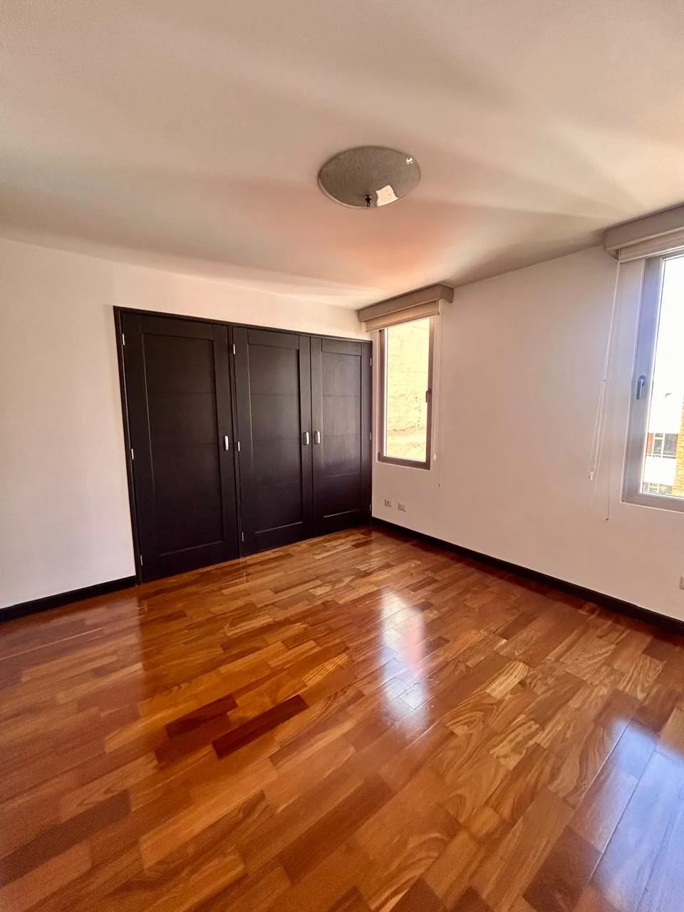 Espacioso Apartamento en Venta Zona 10 — Apartamento en Venta en Zona 10, Guatemala, Ciudad — foto 14 de 14