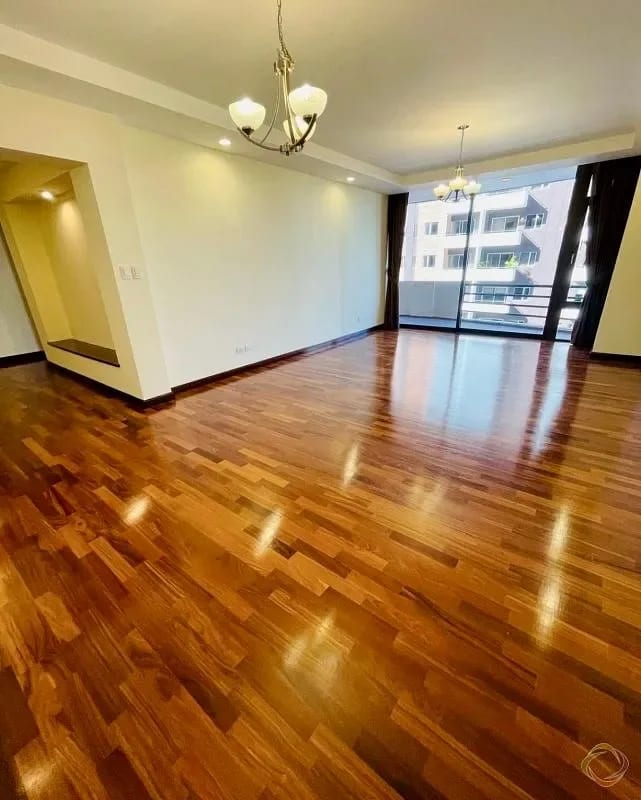 Lindo Apartamento en Edificio Zona 14 — Apartamento en Venta en Zona 14, Guatemala, Ciudad — foto 2 de 10