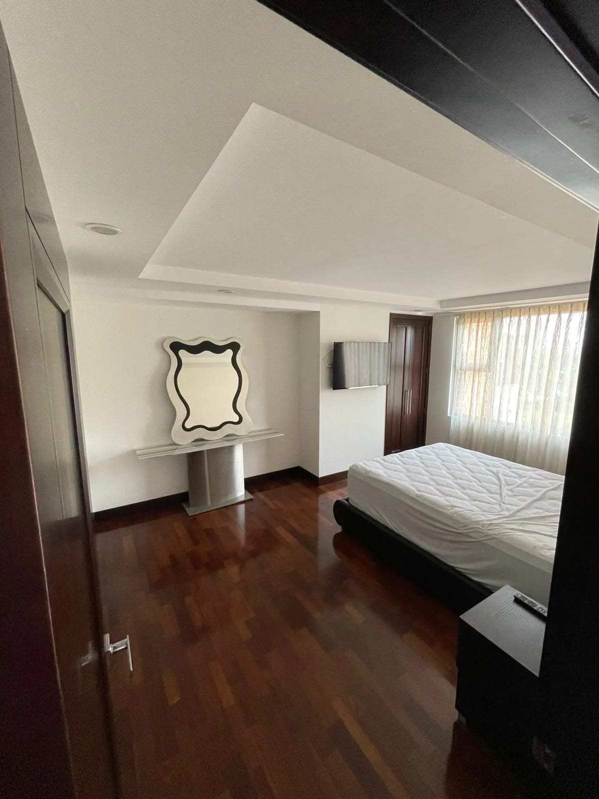 Apartamento en Alquiler Edificio Zona 14 — Apartamento en Alquiler en Zona 10, Guatemala, Ciudad — foto 13 de 13