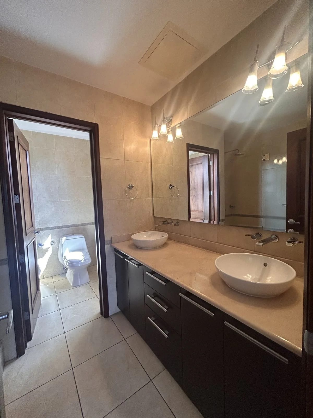 Alquiler de Apartamento en ubicación privilegiada Santa María — Apartamento en Alquiler en Santa María, Zona 10, Guatemala, Ciudad — foto 14 de 16