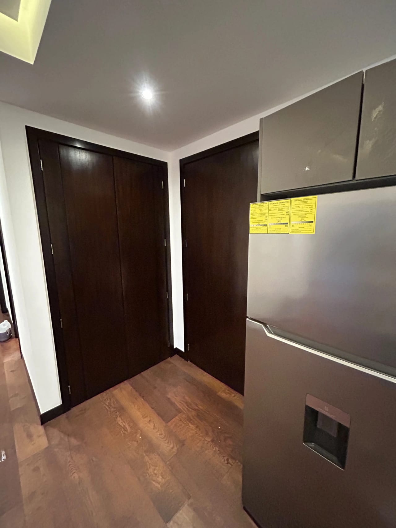 Apartamento en Renta en Zona 10 — Apartamento en Alquiler en Vasanta, Zona 10, Guatemala, Ciudad — foto 8 de 17