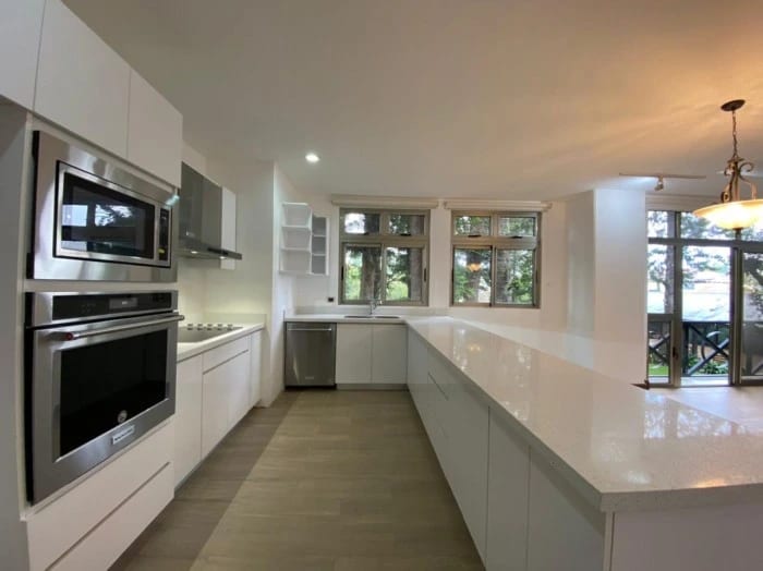 Apartamento en renta Oakland zona 10 — Apartamento en Alquiler en Zona 10, Guatemala, Ciudad — foto 4 de 9