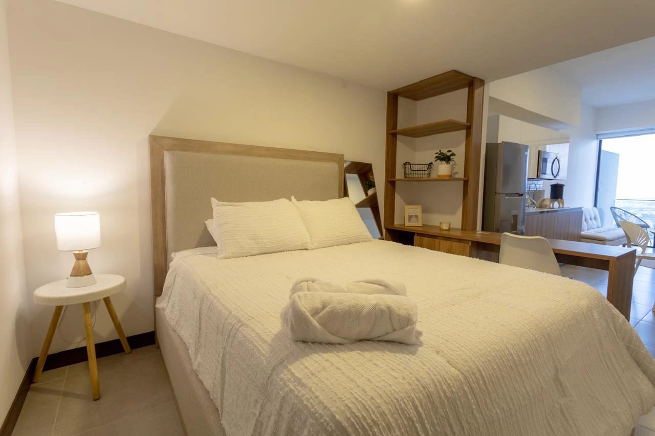 Apartamento amueblado en venta zona 13 — Apartamento en Venta en Zona 13, Guatemala, Ciudad — foto 3 de 10