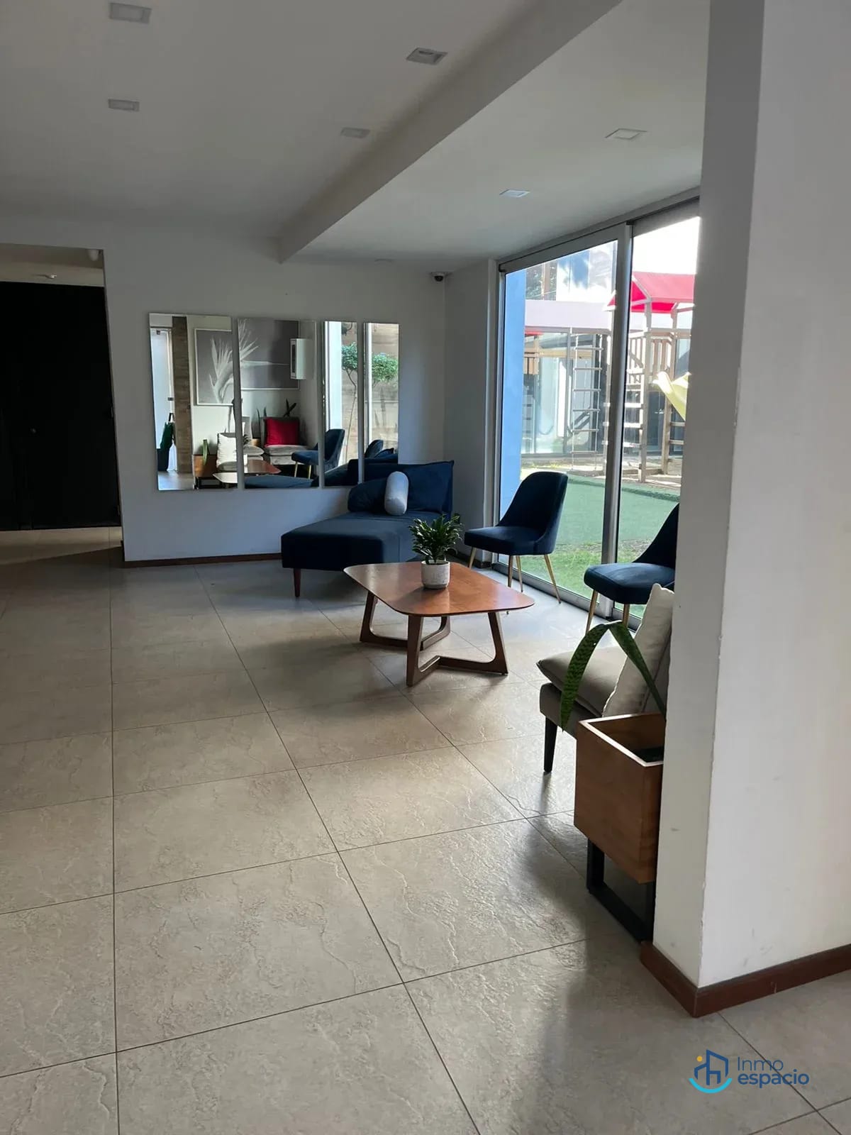 Apartamento amueblado en venta en Vila Flor, Zona 16 — Apartamento en Venta en Vilaflor, Zona 16, Guatemala, Ciudad — foto 16 de 17