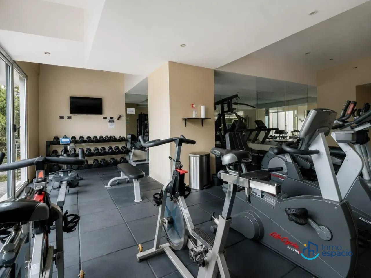 🏢 APARTAMENTO EN ALQUILER – EDIFICIO MIDORI, ZONA 15 — Apartamento en Alquiler en Midori, Zona 15, Guatemala, Ciudad — foto 3 de 17