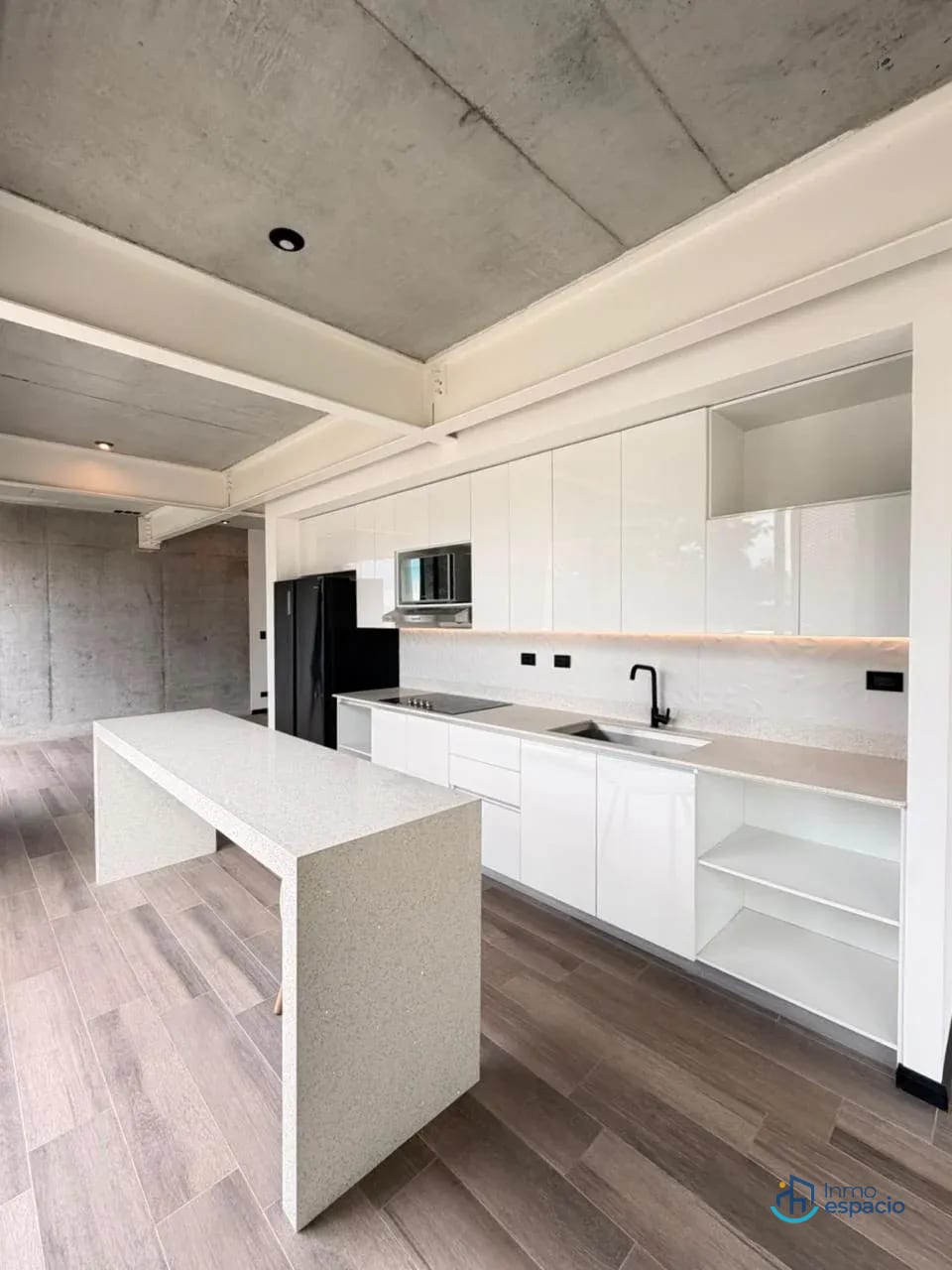 🏢 APARTAMENTO EN ALQUILER – EDIFICIO SYNC, ZONA 15 — Apartamento en Alquiler en Zona 15, Guatemala, Ciudad — foto 7 de 17
