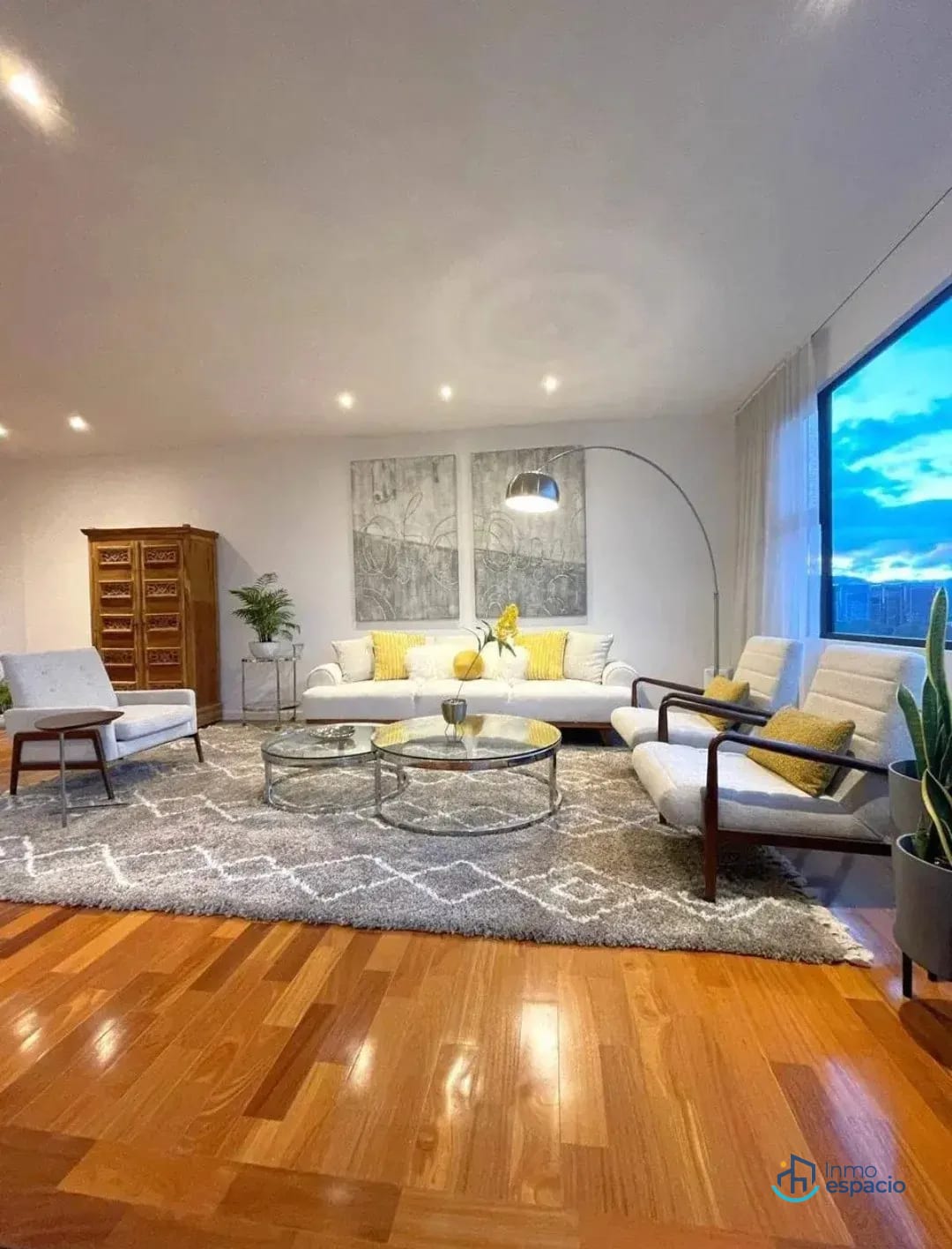 🏢 APARTAMENTO EN ALQUILER – EDIFICIO LUCCA, ZONA 10 — Apartamento en Alquiler en Lucca, Zona 10, Guatemala, Ciudad — foto 15 de 17