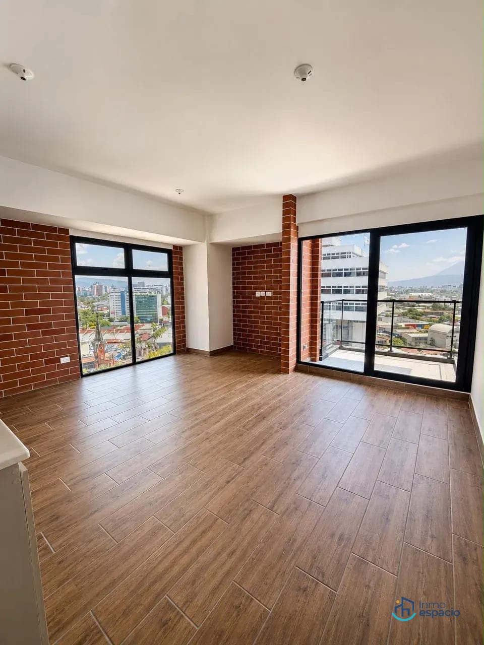 Apartamento en Alquiler – Zona 4 — Apartamento en Alquiler en Modra II, Zona 4, Guatemala, Ciudad — foto 9 de 10