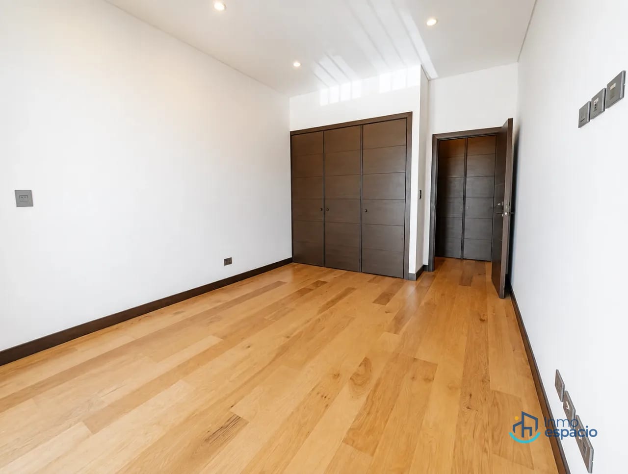 Apartamento en alquiler - Zona 16 — Apartamento en Alquiler en Ramblas de Cayalá, Zona 16, Guatemala, Ciudad — foto 13 de 17
