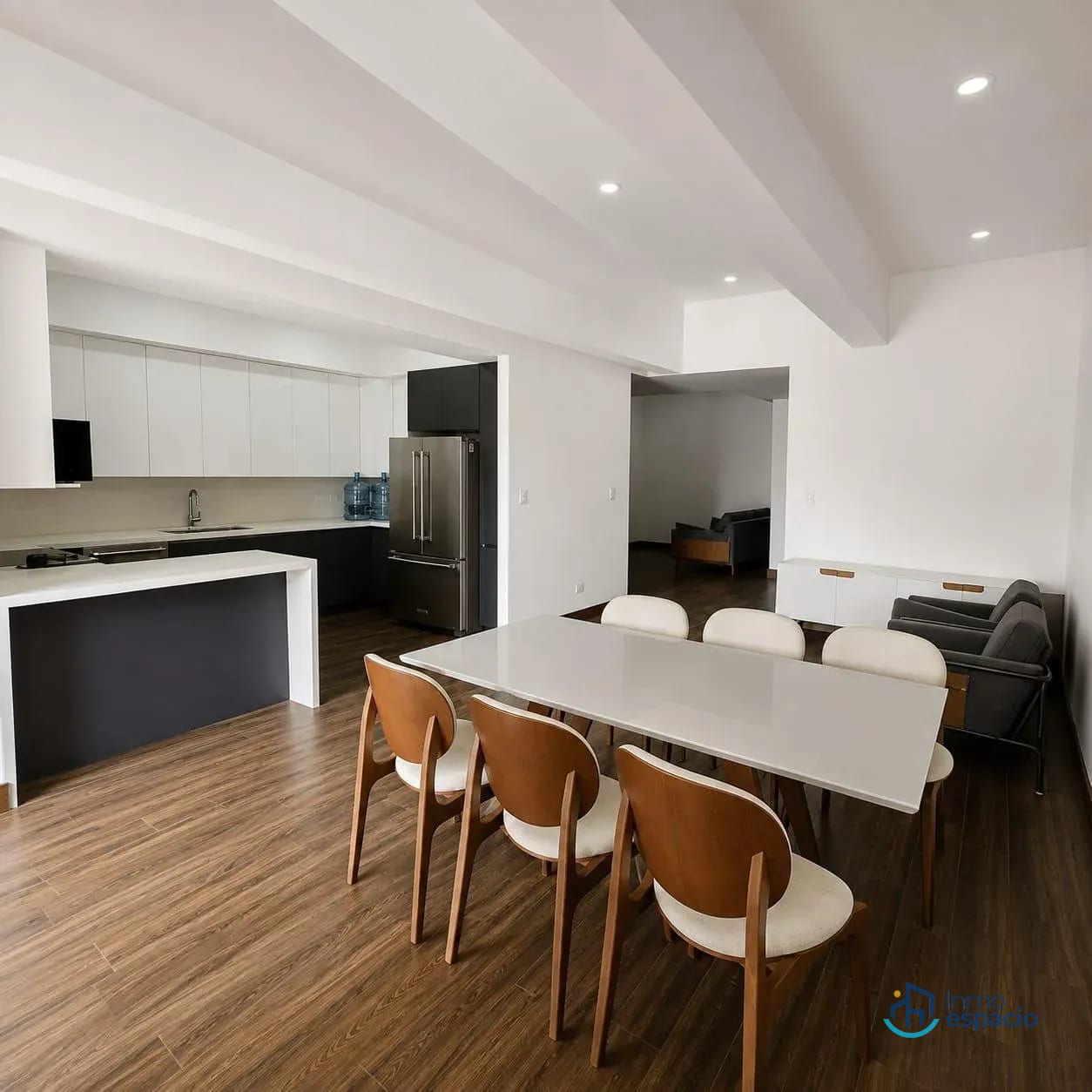 Apartamento en renta en Zona 14 — Apartamento en Alquiler en Casa Cañada, Zona 14, Guatemala, Ciudad — foto 3 de 14