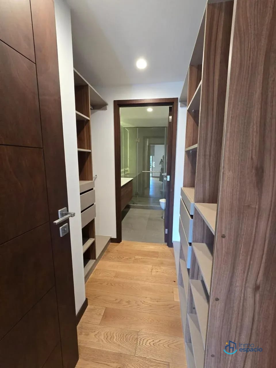 Apartamento en renta/venta en Zona 14 — Apartamento en Venta en Zona 14, Guatemala, Ciudad — foto 8 de 10