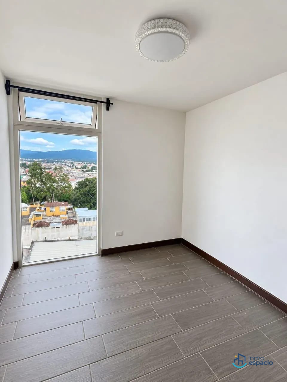 Apartamento en renta en Zona 4 de Mixco — Apartamento en Alquiler en Zona 4 Mixco, Guatemala, Ciudad — foto 8 de 10