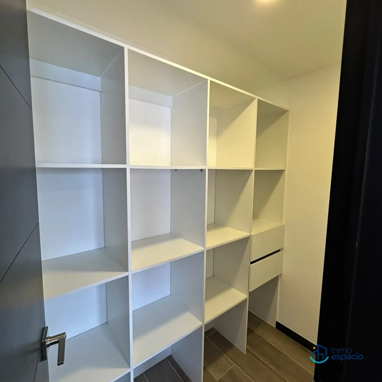 Apartamento en alquiler en Zona 14 — Apartamento en Alquiler en Segheria, Zona 14, Guatemala, Ciudad — foto 3 de 15