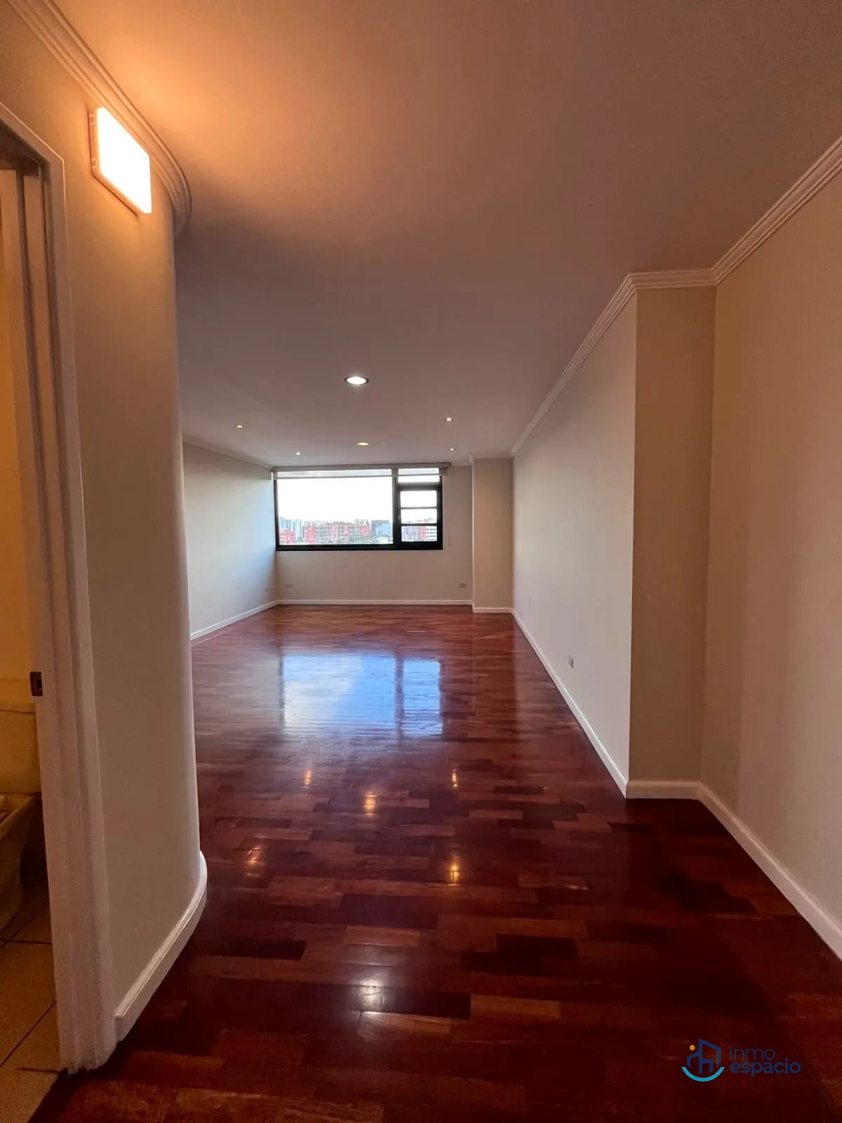 Apartamento en renta en Zona 14 — Apartamento en Alquiler en Santorini, Zona 14, Guatemala, Ciudad — foto 5 de 13