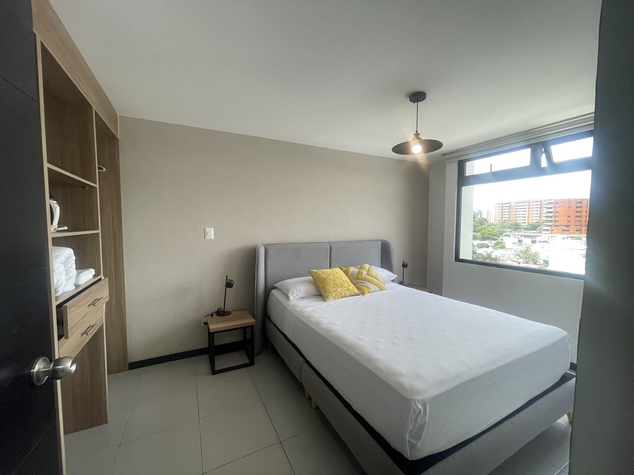 Invierte con ventaja: apartamento acreditado en Airbnb 🏙️ — Apartamento en Venta en Zona 14, Guatemala, Ciudad — foto 6 de 9