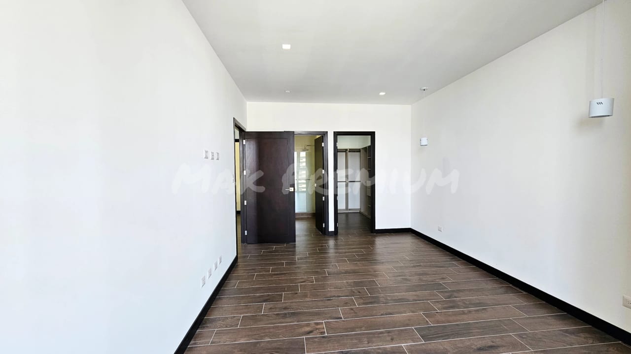 Diagoseis z10 RENTA apto 2 hab 2.5 baños increible vista — Apartamento en Alquiler en Diagoseis, Zona 10, Guatemala, Ciudad — foto 9 de 11