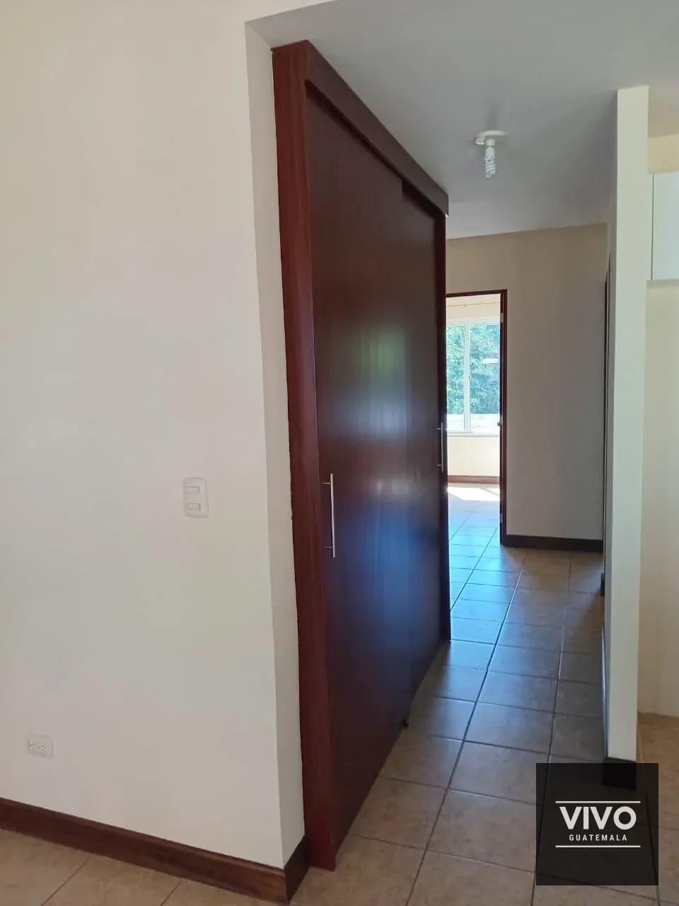 Se renta apartamento en Condominio EntreLuces – CAES Km 13.5 — Apartamento en Alquiler en Entreluces, Carretera a El Salvador, Guatemala, Ciudad — foto 5 de 10