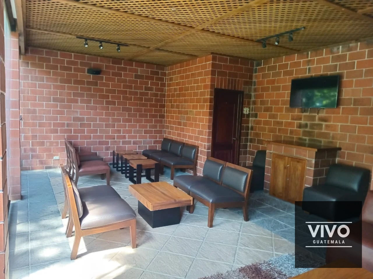 Se renta apartamento en Condominio EntreLuces – CAES Km 13.5 - 8