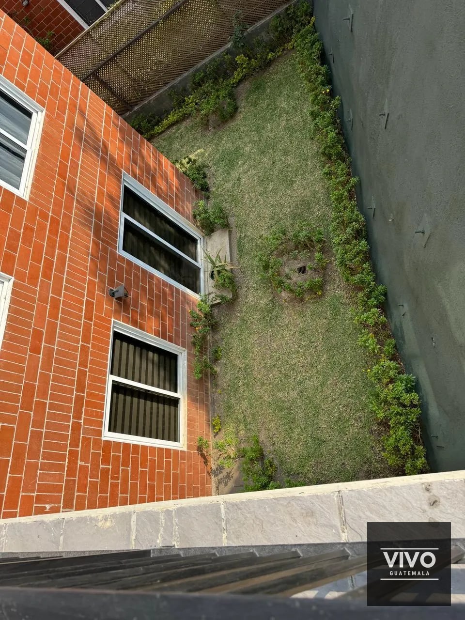 Se vende apartamento con jardín– Condominio Entre Luces, CAES Km 13.5 — Apartamento en Venta en Entreluces, Carretera a El Salvador, Guatemala, Ciudad — foto 3 de 10