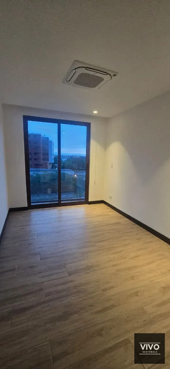 Hab master — Se renta apartamento en Américas – Zona 13 | USD 1160 — Apartamento en Alquiler en Zona 13, Guatemala, Ciudad — foto 6 de 9