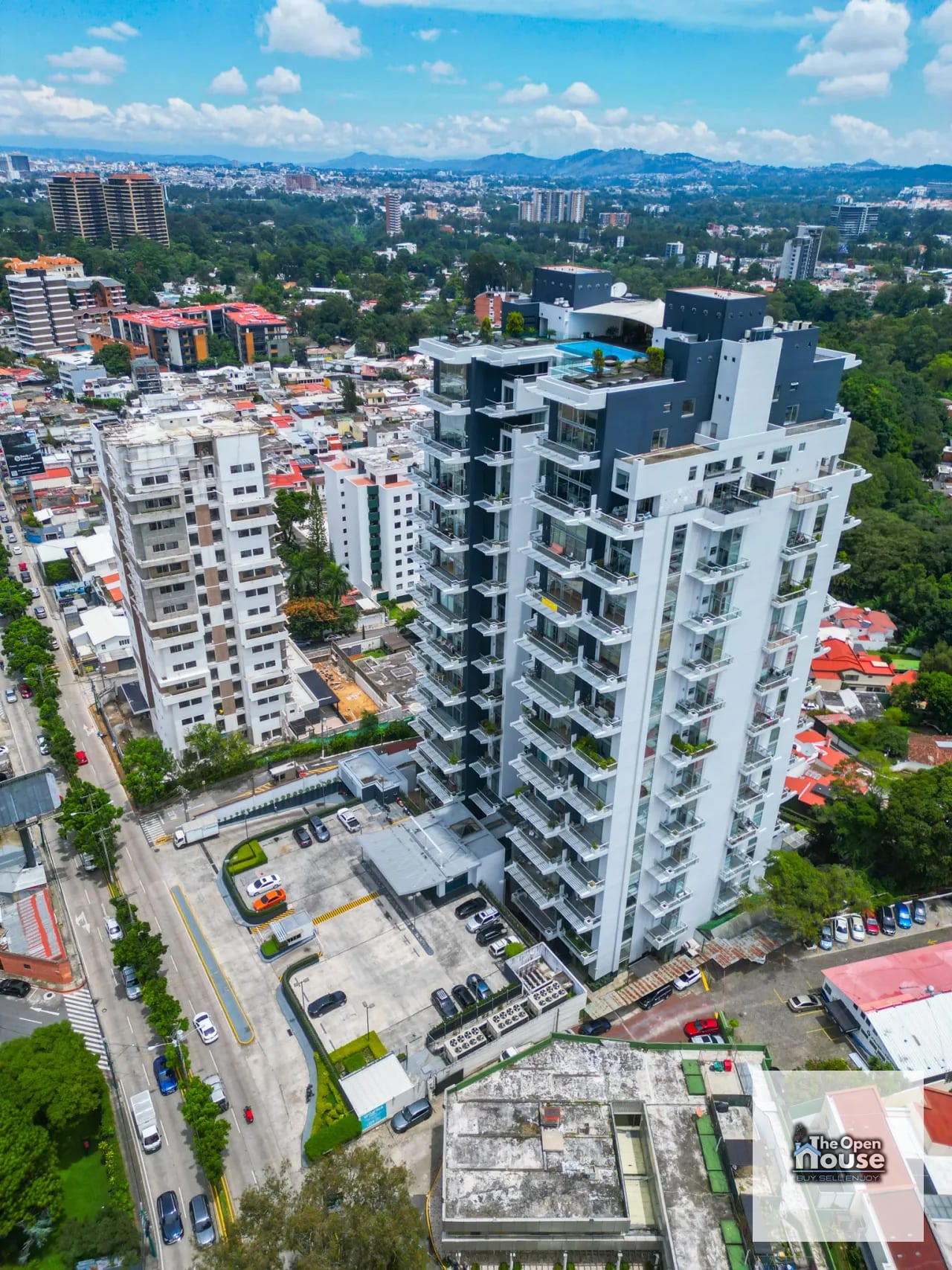 Apartamento Atrium Zona 10 Guatemala — Apartamento en Venta en Zona 10, Guatemala, Ciudad — foto 2 de 17