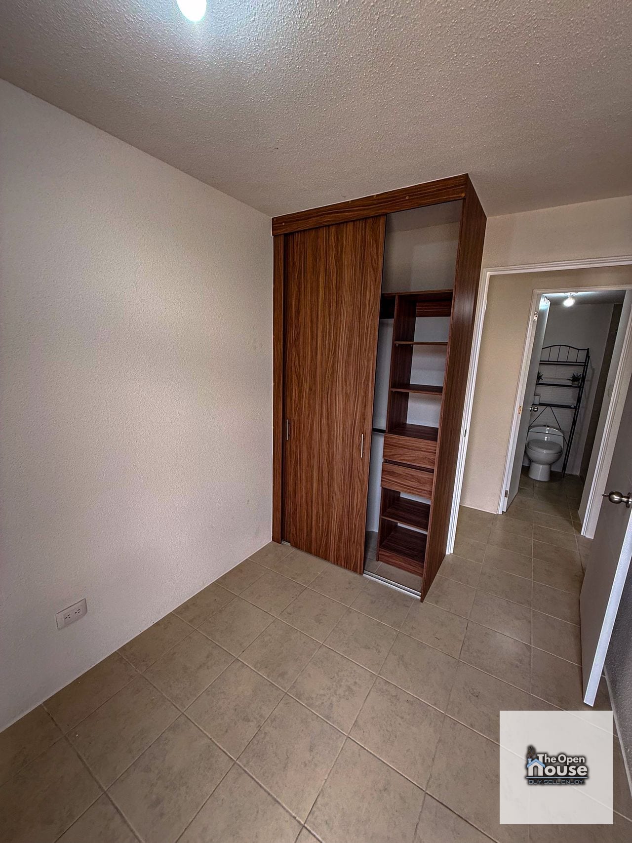 Apartamento en Renta – Cumbres del Pedregal, Zona 6 — Apartamento en Alquiler en Zona 6, Guatemala, Ciudad — foto 17 de 17