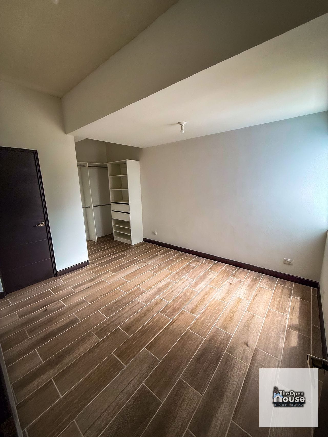 Apartamento en Renta en Torre Ilimani, Zona 17 — Apartamento en Alquiler en Zona 17, Guatemala, Ciudad — foto 9 de 17
