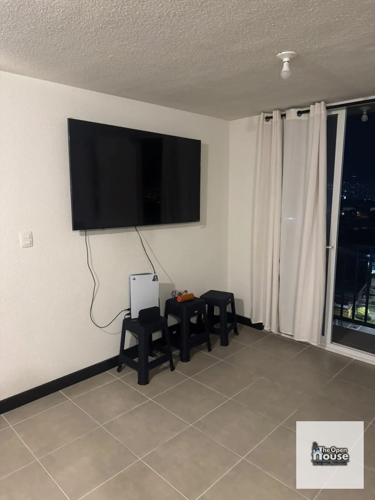 Apartamento Amueblado en Renta – Esenta, Zona 12 — Apartamento en Alquiler en Esenta, Zona 12, Guatemala, Ciudad — foto 7 de 16