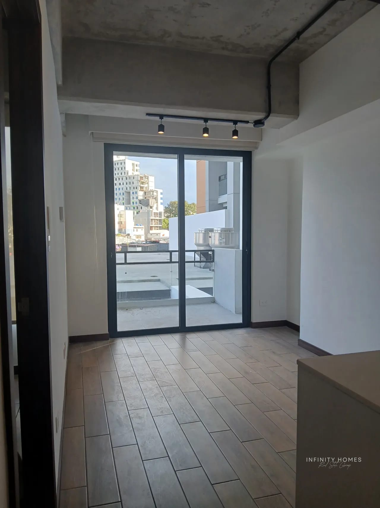 NARA CUATRO NORTE, ZONA 4 APARTAMENTO EN RENTA – — Apartamento en Alquiler en Inara Cuatro Norte, Zona 4, Guatemala, Ciudad — foto 15 de 17