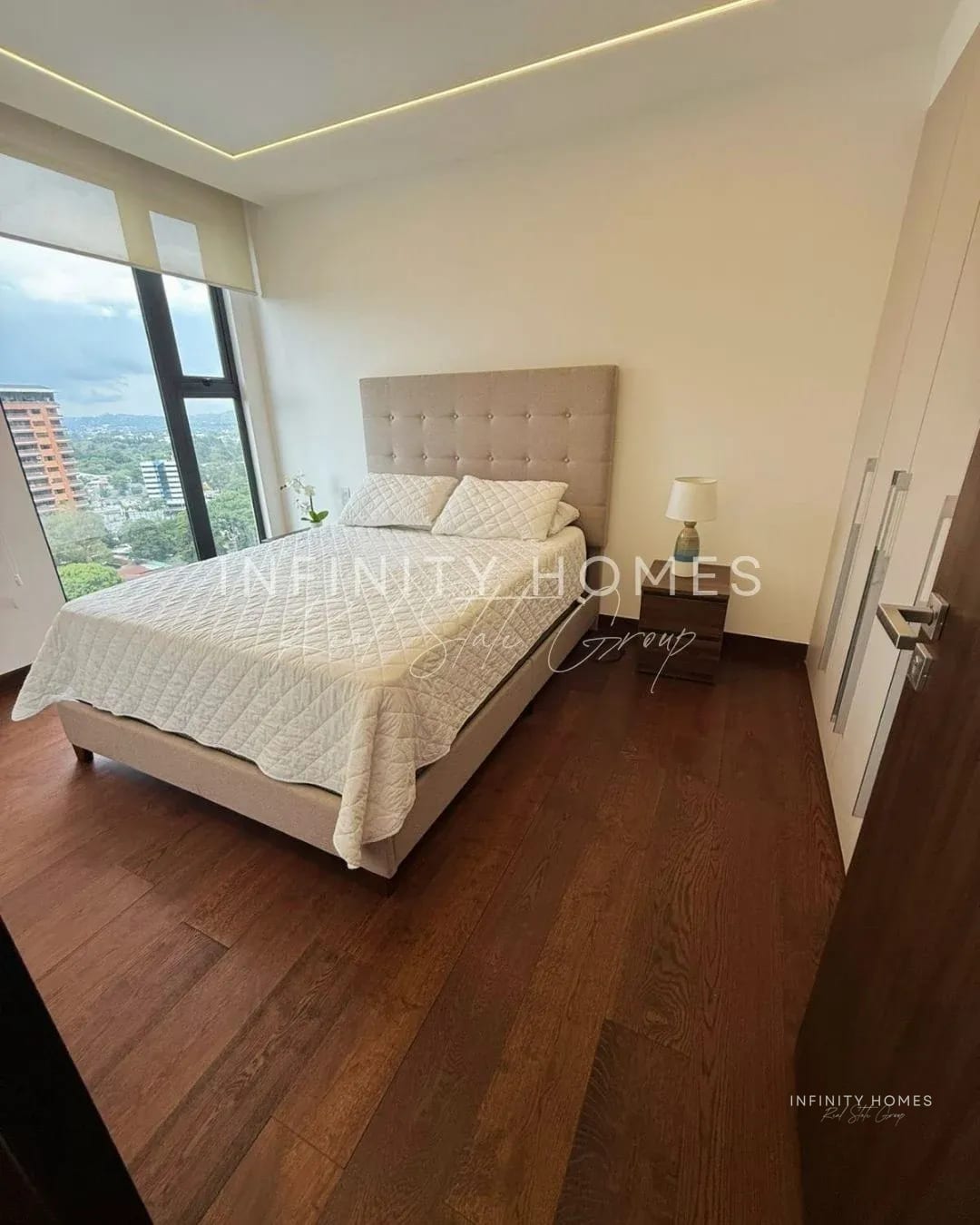 APARTAMENTO EN RENTA Vasanta Residences — Apartamento en Alquiler en Vasanta, Zona 10, Guatemala, Ciudad — foto 15 de 16
