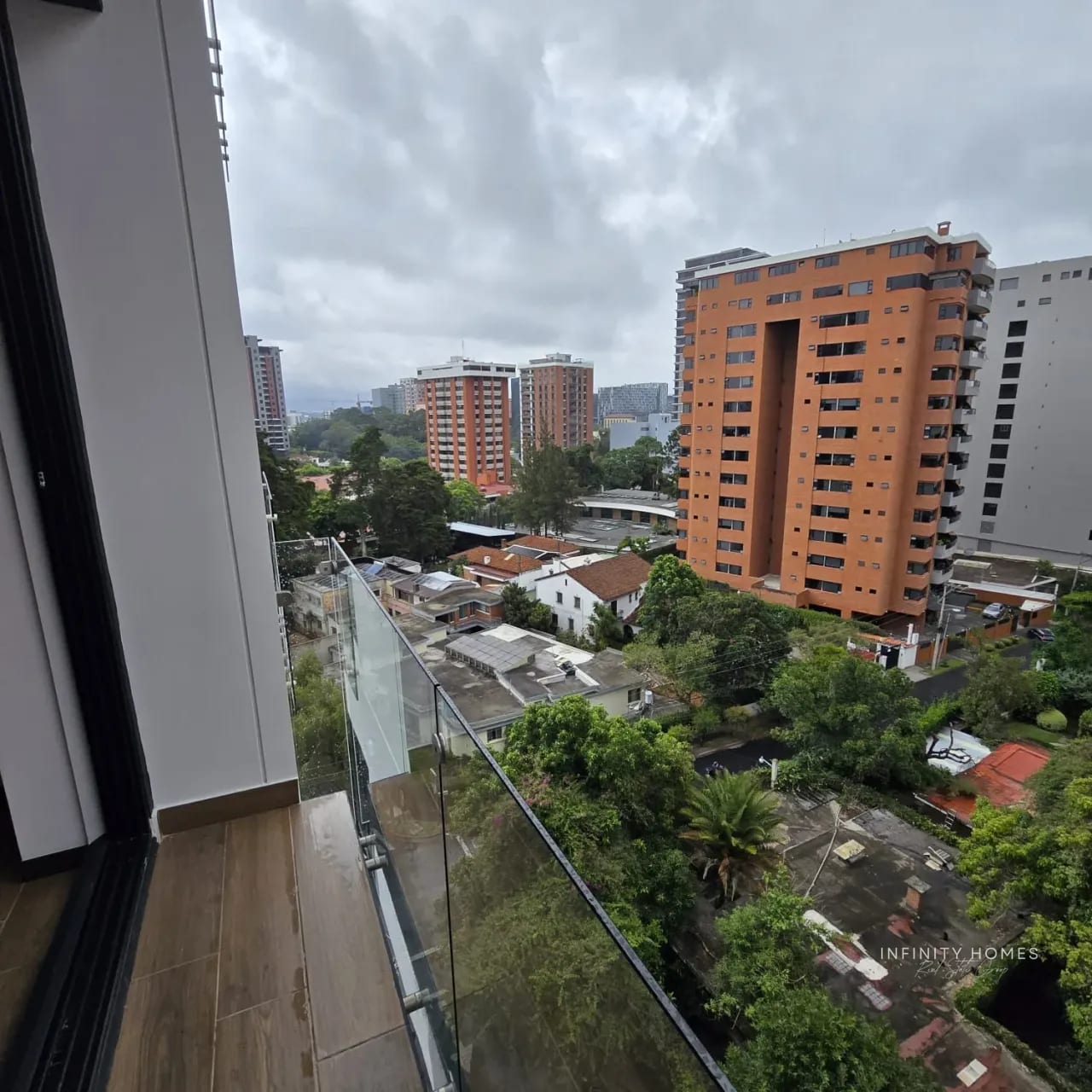 APARTAMENTO EN RENTA Casa Ignacio — Zona 10 — Apartamento en Alquiler en Casa Ignacio, Zona 10, Guatemala, Ciudad — foto 10 de 10
