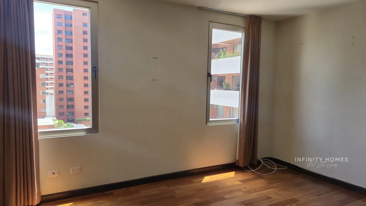Amplio Apartamento en Renta Edificio Aria — Zona 10 — Apartamento en Alquiler en Aria, Zona 10, Guatemala, Ciudad — foto 12 de 17