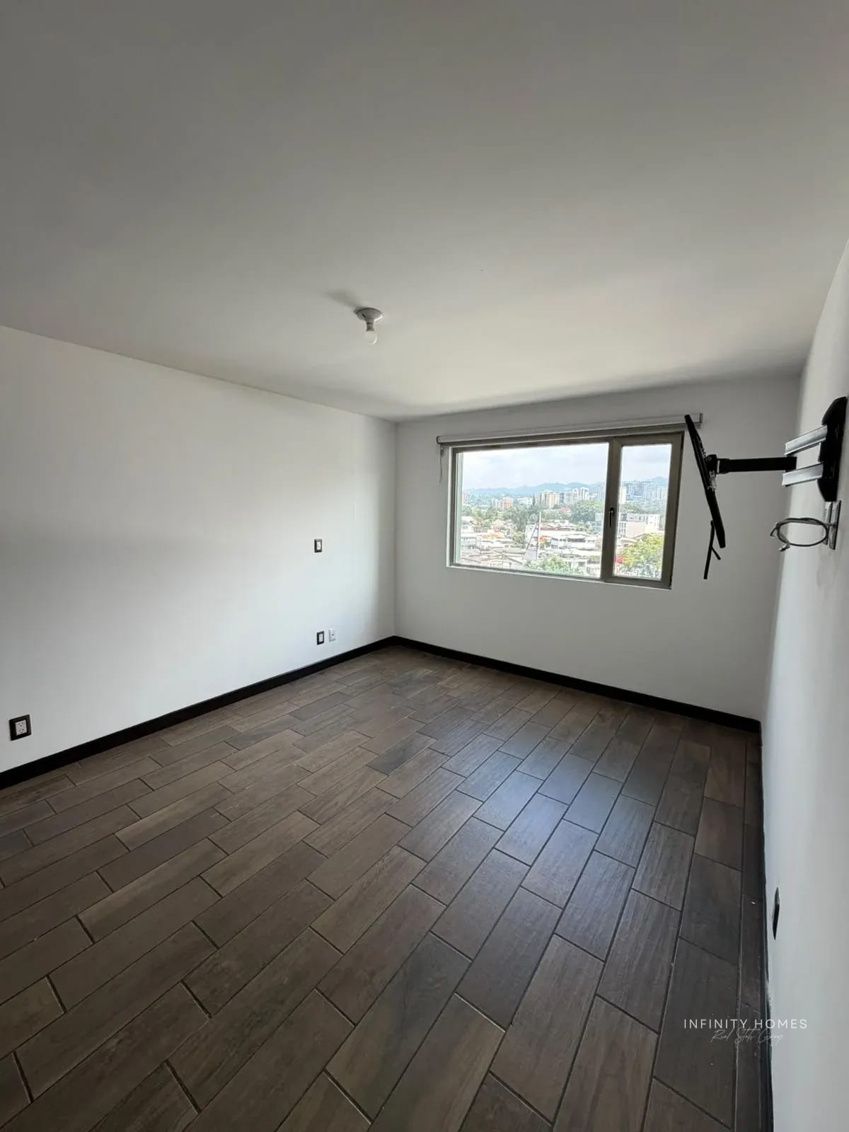 Apartamento en Renta Edificio Verona — Zona 10 — Apartamento en Alquiler en Verona, Zona 10, Guatemala, Ciudad — foto 3 de 11