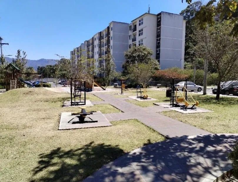 VILLA NUEVA, COMPLEJO DE APARTAMENTOS ENTRE VALLES, VENDO BONITO APARTAMENTO EN EDIFICIO "B” — Apartamento en Venta en Villa Nueva, Guatemala, Ciudad — foto 1 de 13