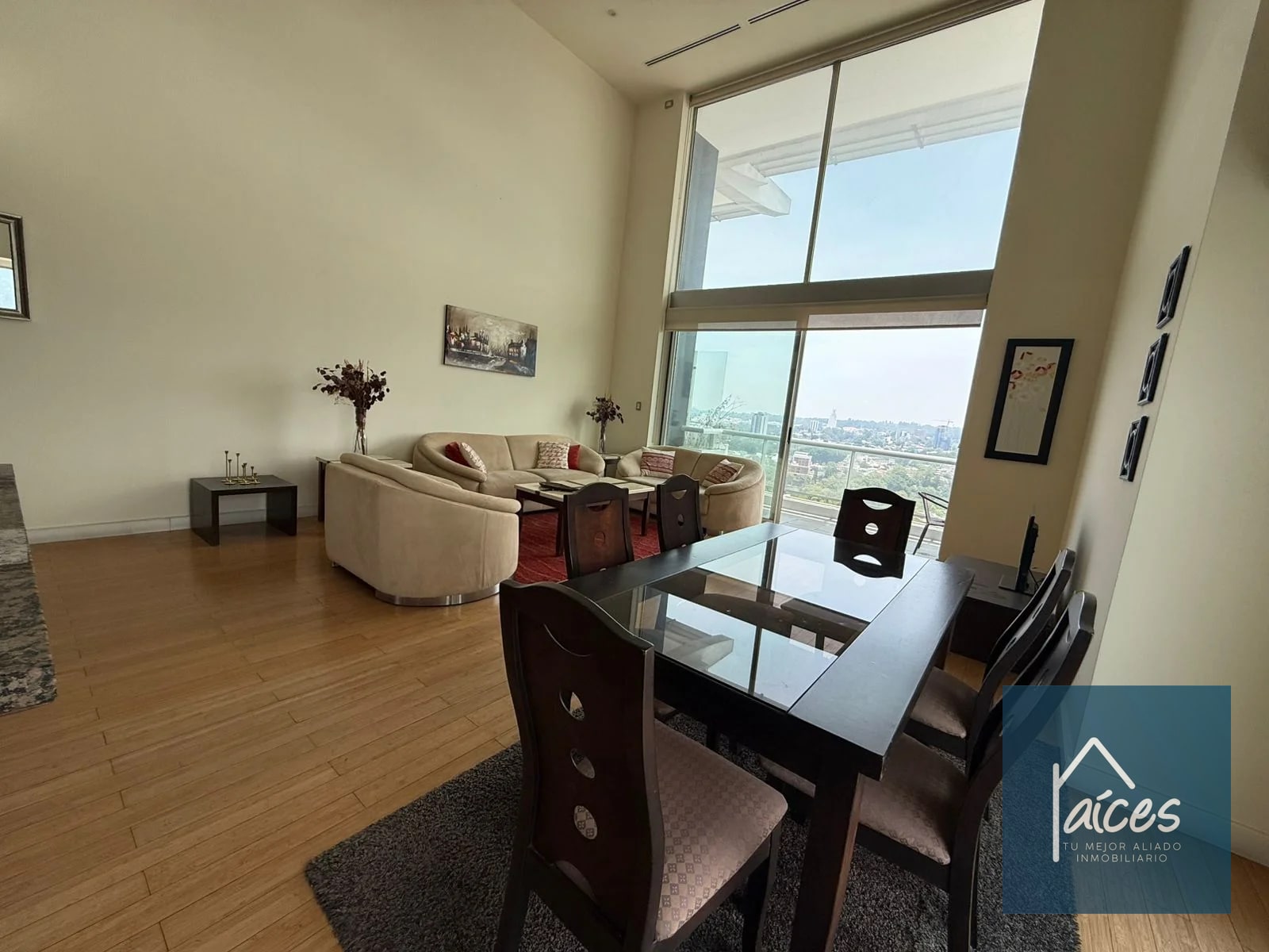 Apartamento en renta ATRIUM Zona 10 (D) - 2