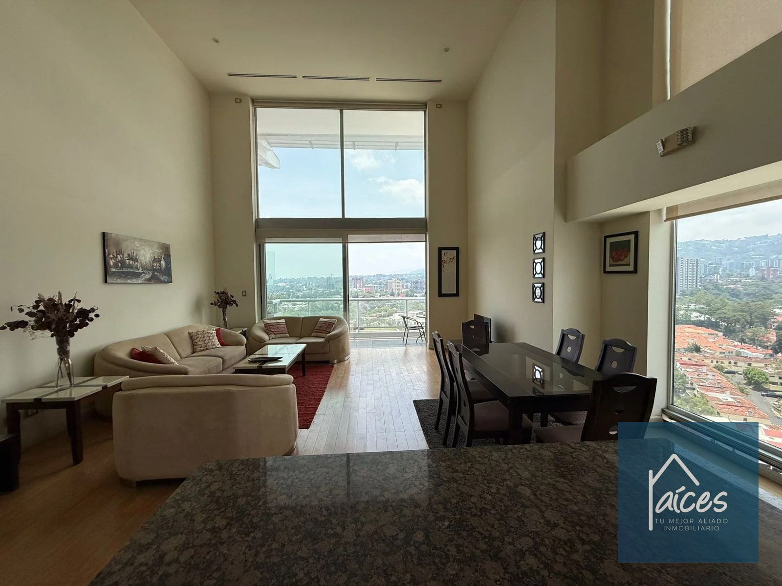 Apartamento en renta ATRIUM Zona 10 (D) - 1
