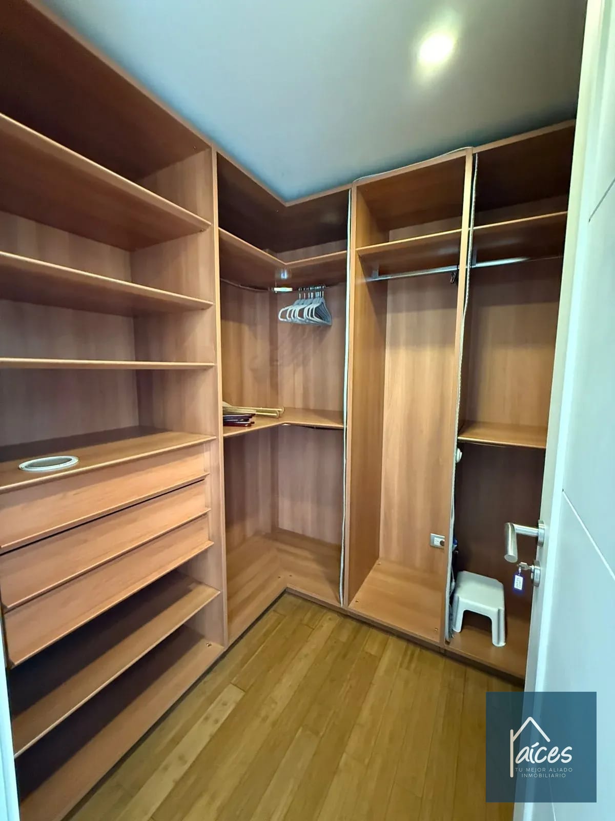 Apartamento en renta ATRIUM Zona 10 (D) — Apartamento en Alquiler en Zona 10, Guatemala, Ciudad — foto 12 de 17