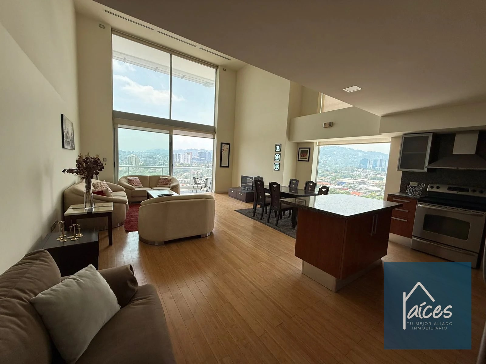Apartamento en renta ATRIUM Zona 10 (D) - 4