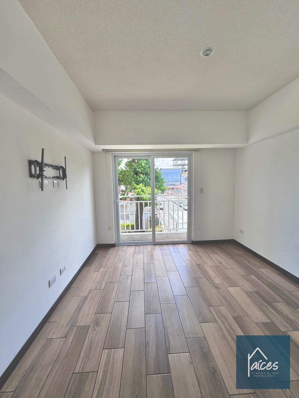 Apartamento en Renta TORRE PAMPLONA 1a CALLE Zona 13 (D) - 12
