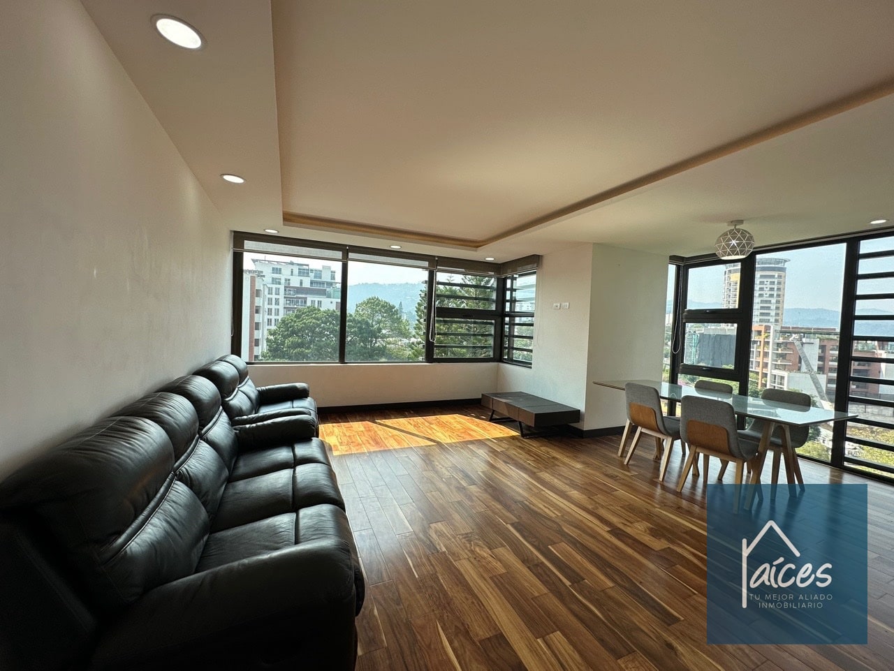 Apartamento en renta LIV Zona 15 (*20) — Apartamento en Alquiler en LIV, Zona 15, Guatemala, Ciudad — foto 2 de 17