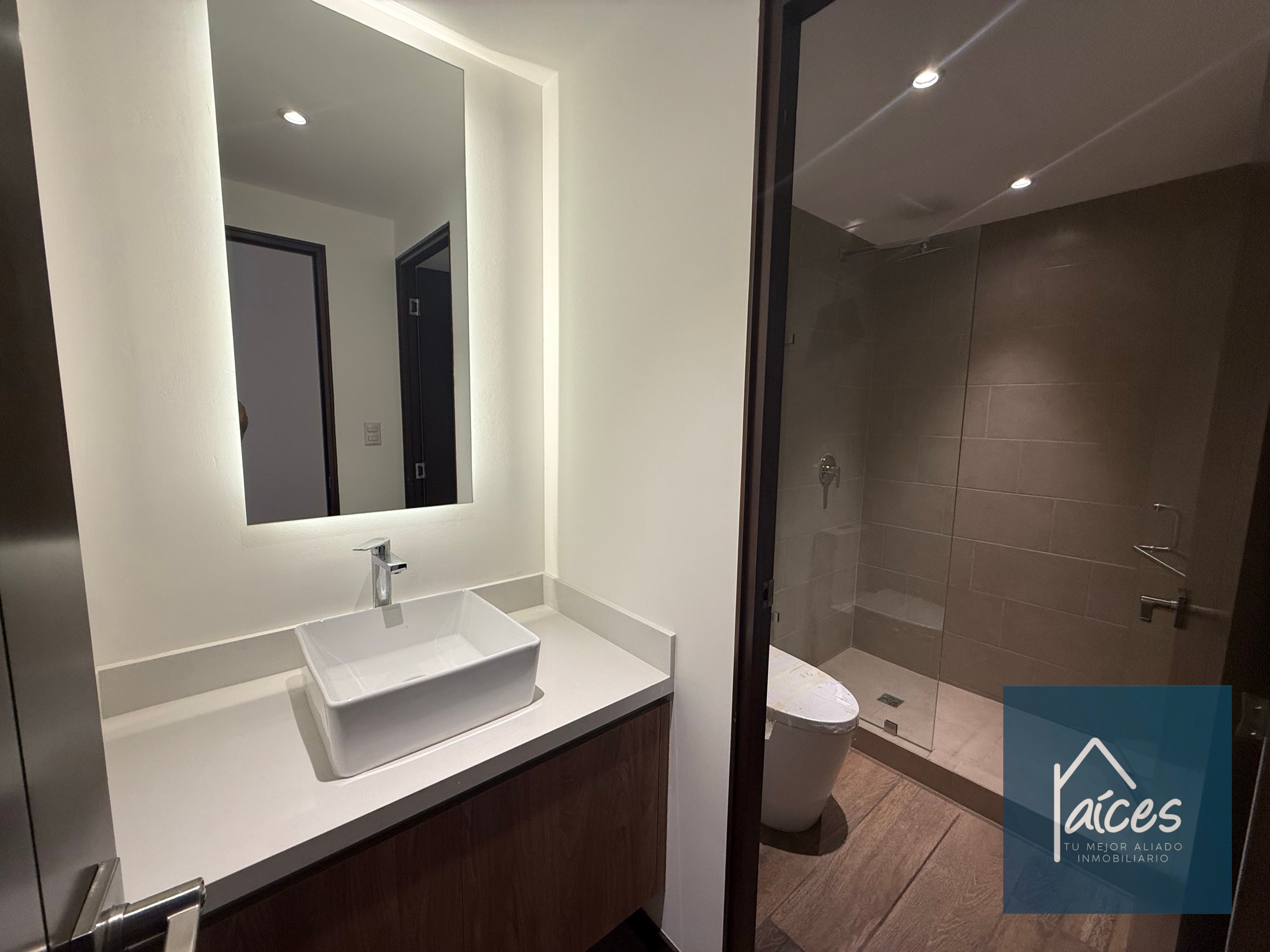 Apartamento con jardín y pérgola en renta ASTORGA Zona 13 (D) — Apartamento en Alquiler en Zona 13, Guatemala, Ciudad — foto 13 de 17