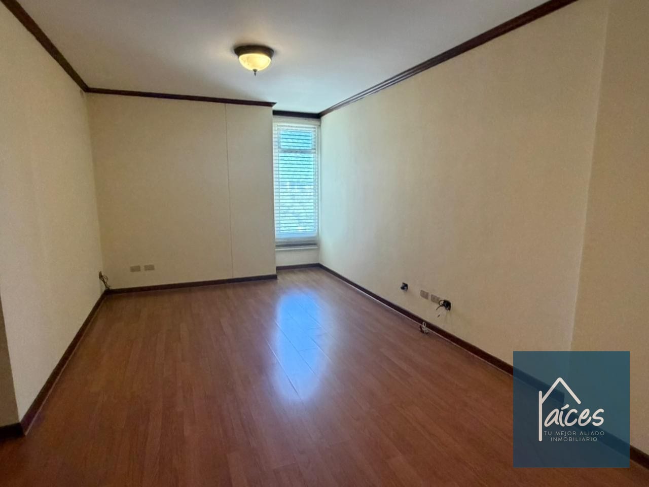 Apartamento en venta TORRE CASTELAR Zona 10 (*20) — Apartamento en Venta en Torre Castelar, Zona 10, Guatemala, Ciudad — foto 5 de 11